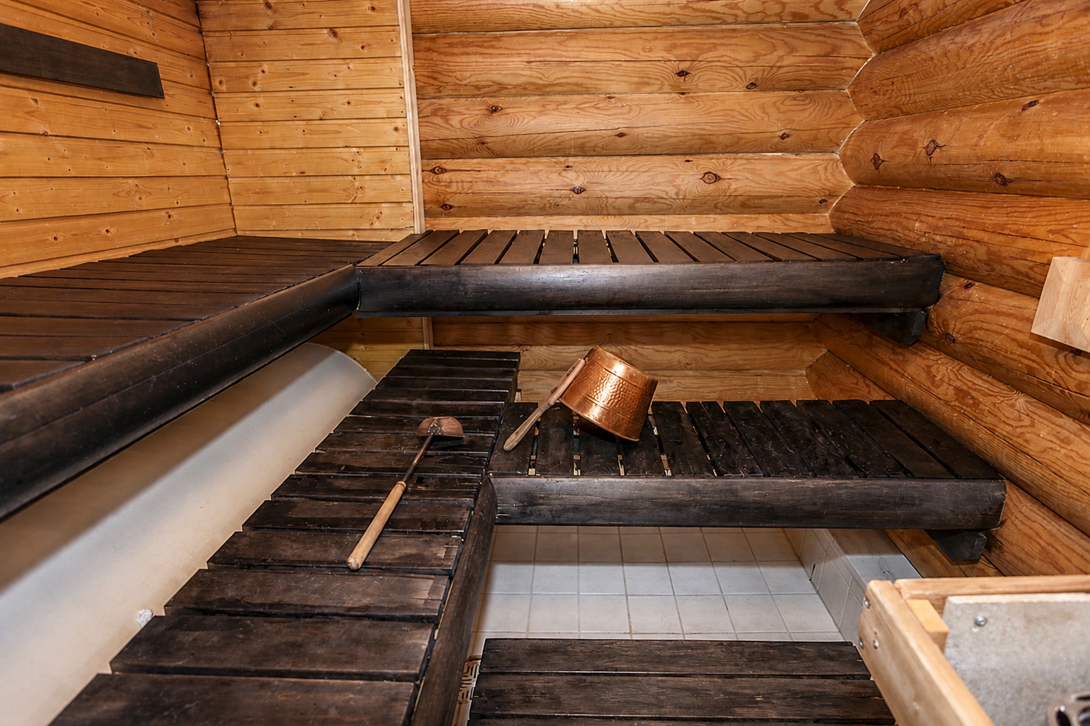 Leviliksen hirsisauna